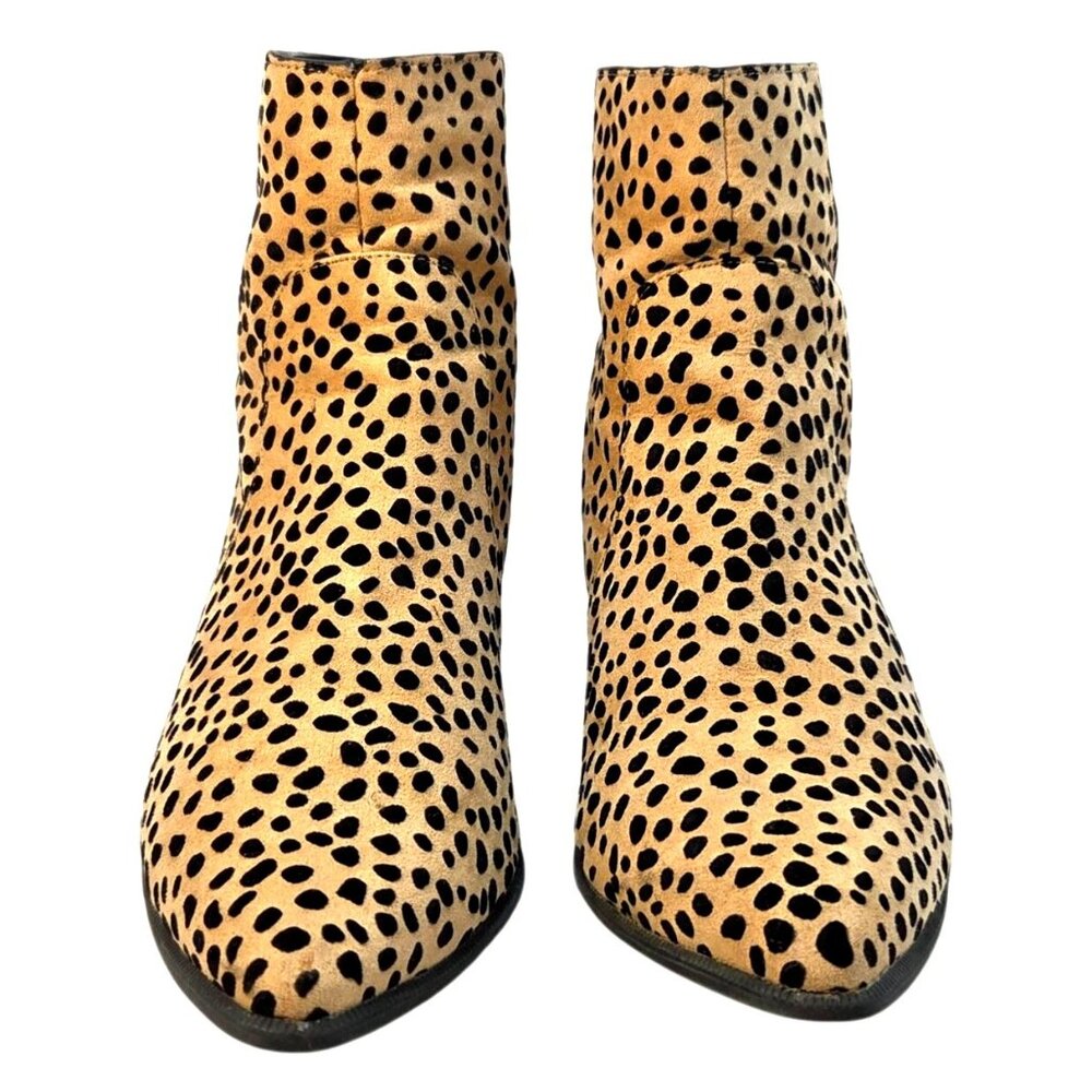 Qupid Mystique Cheetah Animal Print Vegan Suede Block Heel Pointed Ankle Booties - Picture 2 of 10
